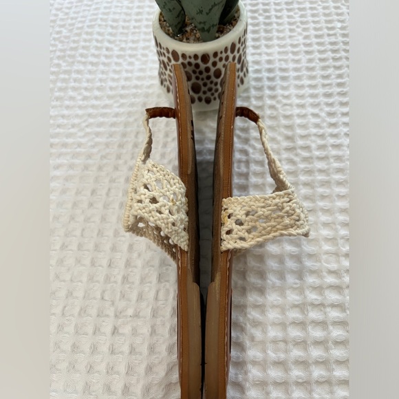 Mad Love Crochet Slip-on Flat Sandals;Size:8 - Picture 3 of 5